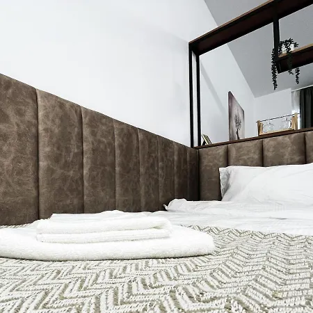 Apartment Cozy Bliss In W. Free Parking